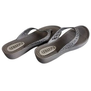 Jello's Women's Silver Sandals - Size 6